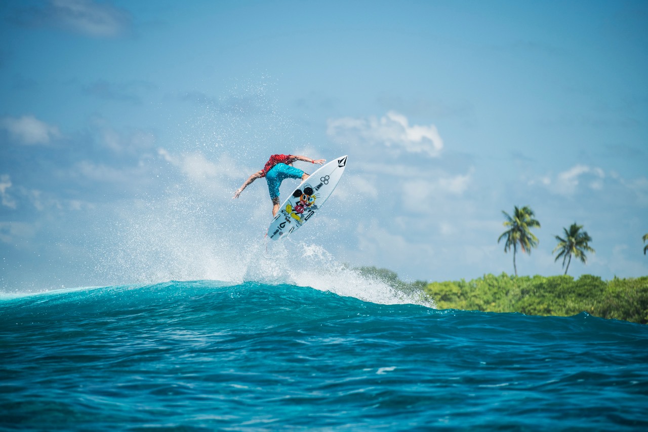 滑雪装备推荐背包类型,dakinehelipack滑雪背包
