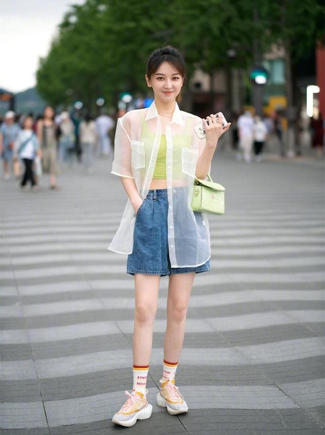 显瘦显高的平底鞋,这才是时髦精的穿搭示范