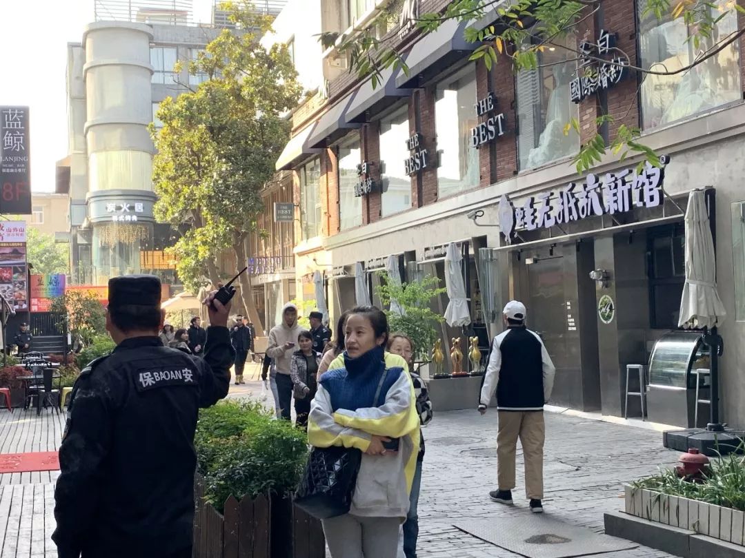 周杰伦奶茶350元一杯的背后 (周杰伦3元奶茶)