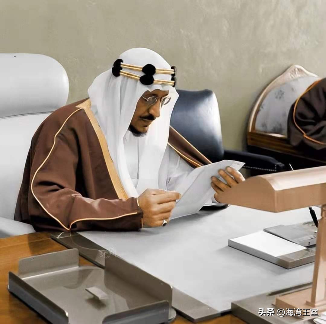 鍥界帇鏁村ぉ鑽掕癁鏃犲害,鍥界帇璐浘浜箰鐜╃墿涓у織