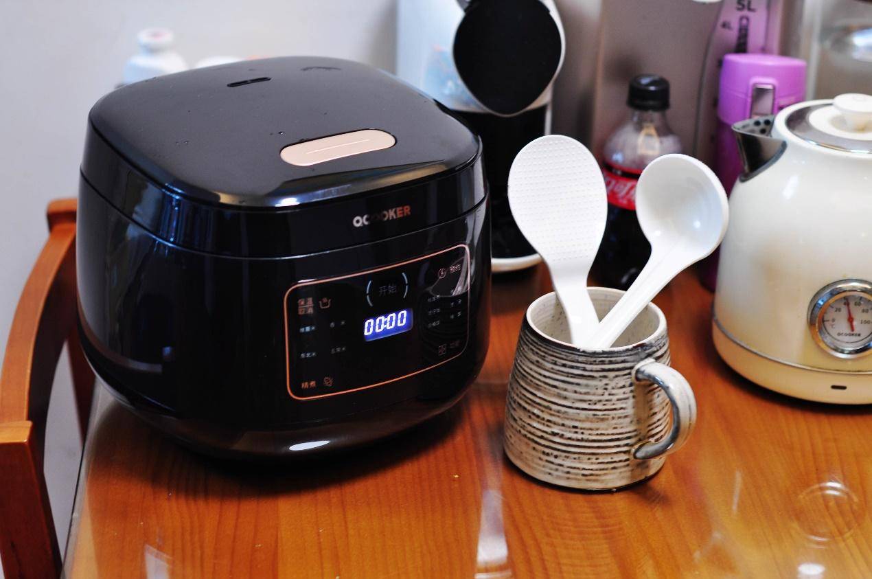 蔗浆菰米饭，蒟酱露葵羹。膳美师IH水光米饭压力电饭煲
