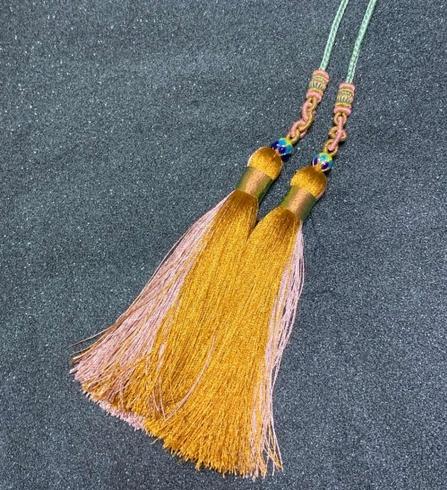 一根绳子编玉简单,用绳编玉石