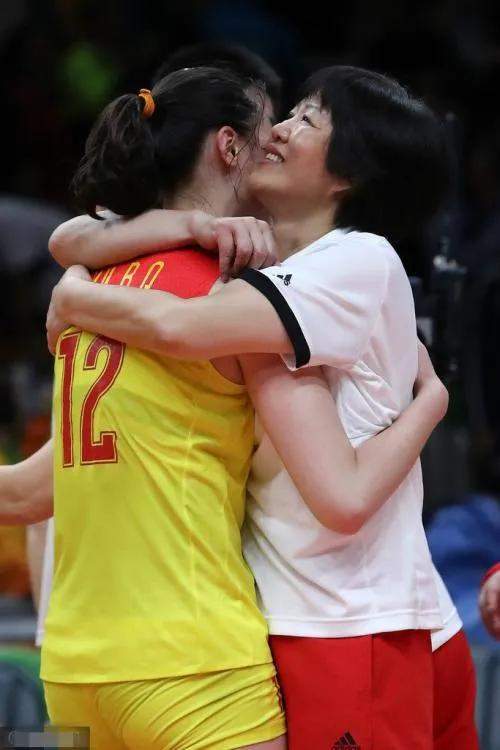 郎平成长的故事：与排球从小结缘，终成中国女排最伟大的教练员