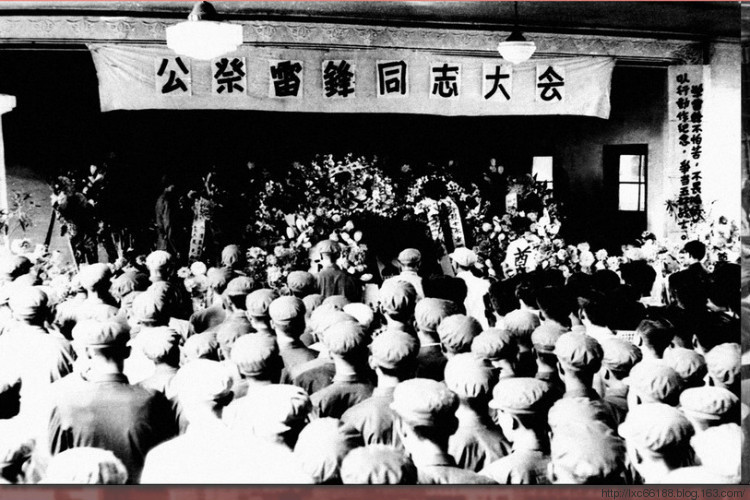 六七十年代雷锋葬礼图片,雷锋葬礼全程视频