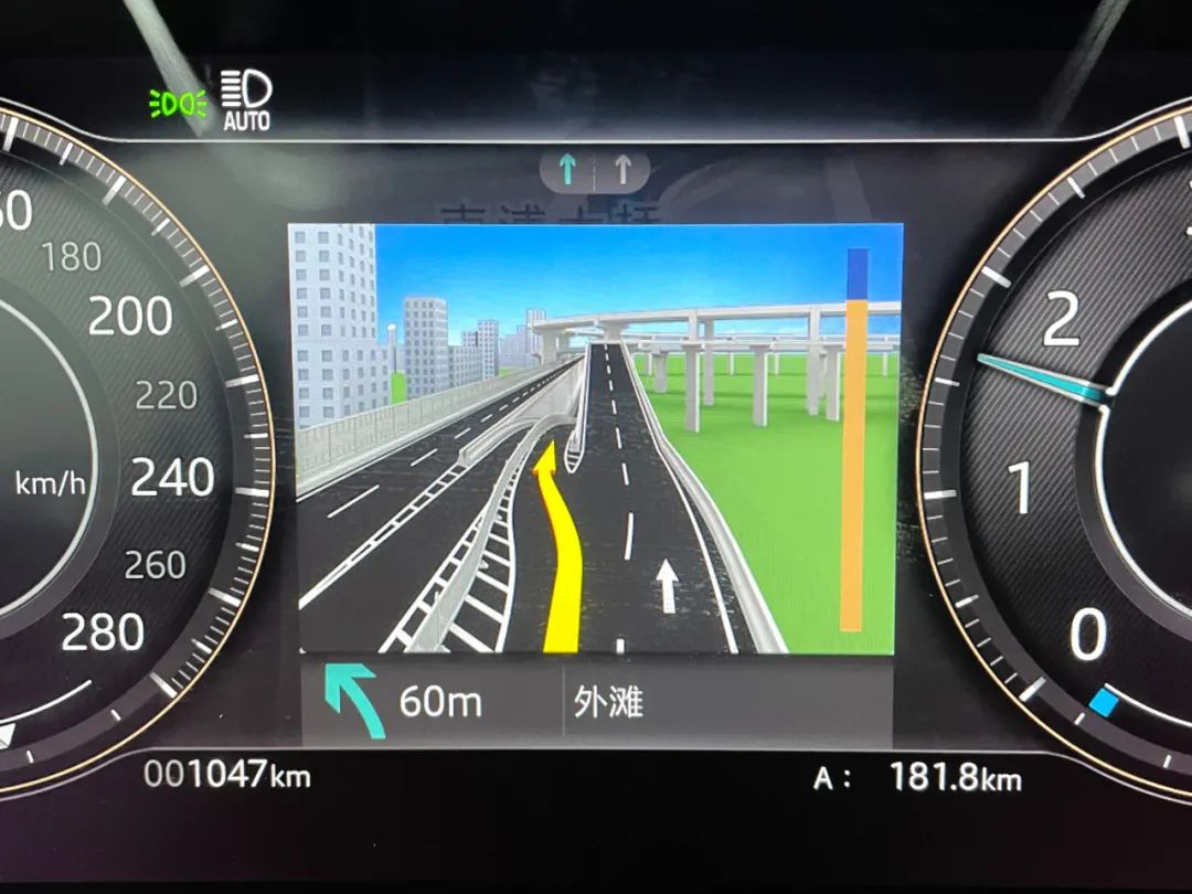 捷豹新英伦f-pace,捷豹f-pace英伦绿