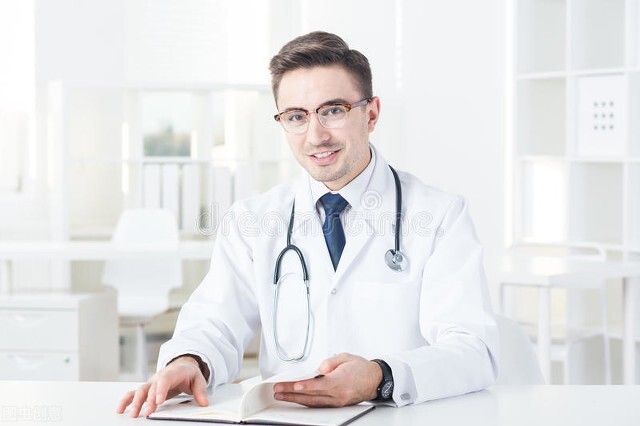 隐私部位长出菜花状、鸡冠样疣体！祸根是谁？皮肤科专家给出答案