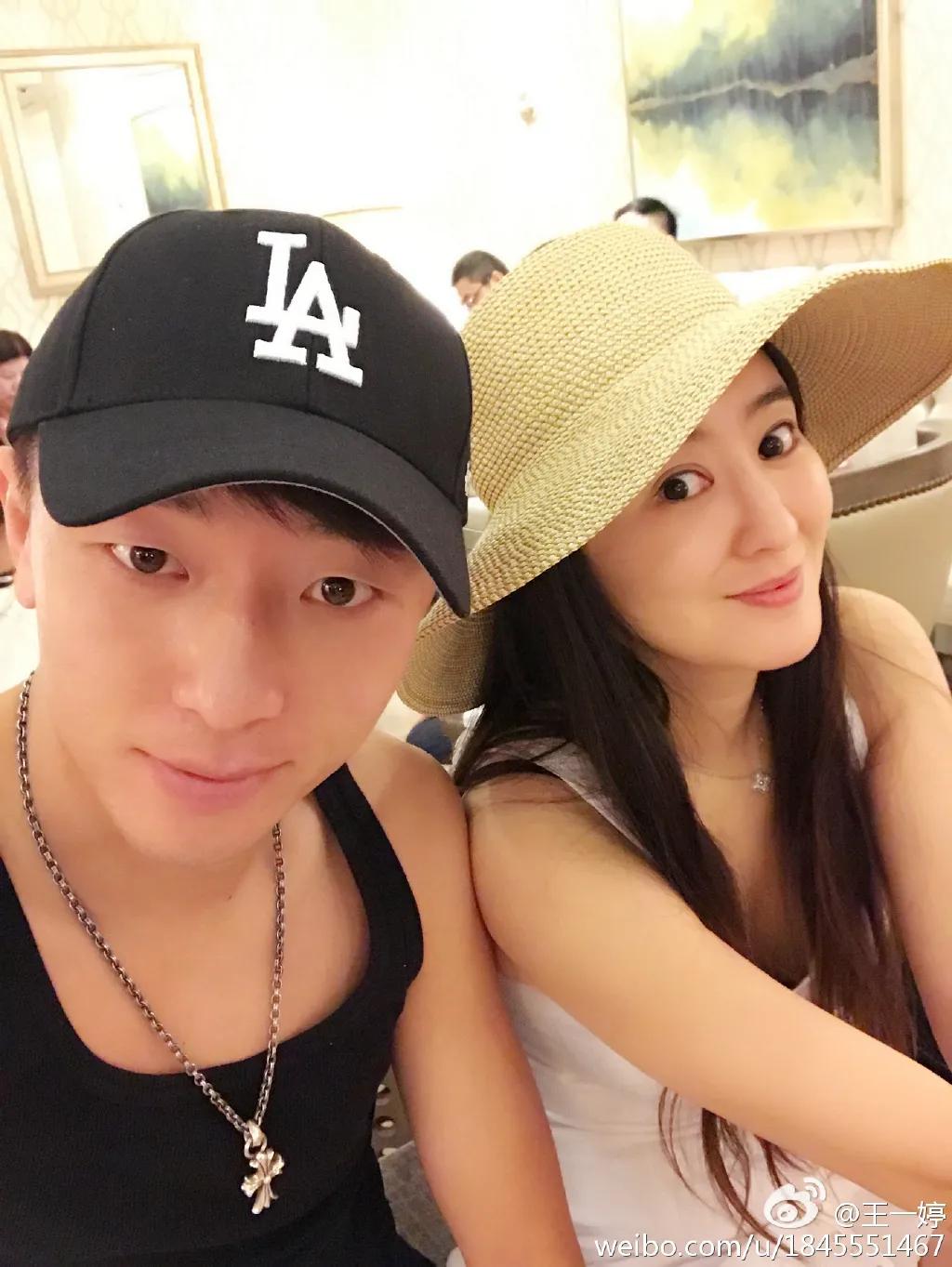 「早晚要认识」帅气逼人的国脚杨旭和他美艳女主持太太