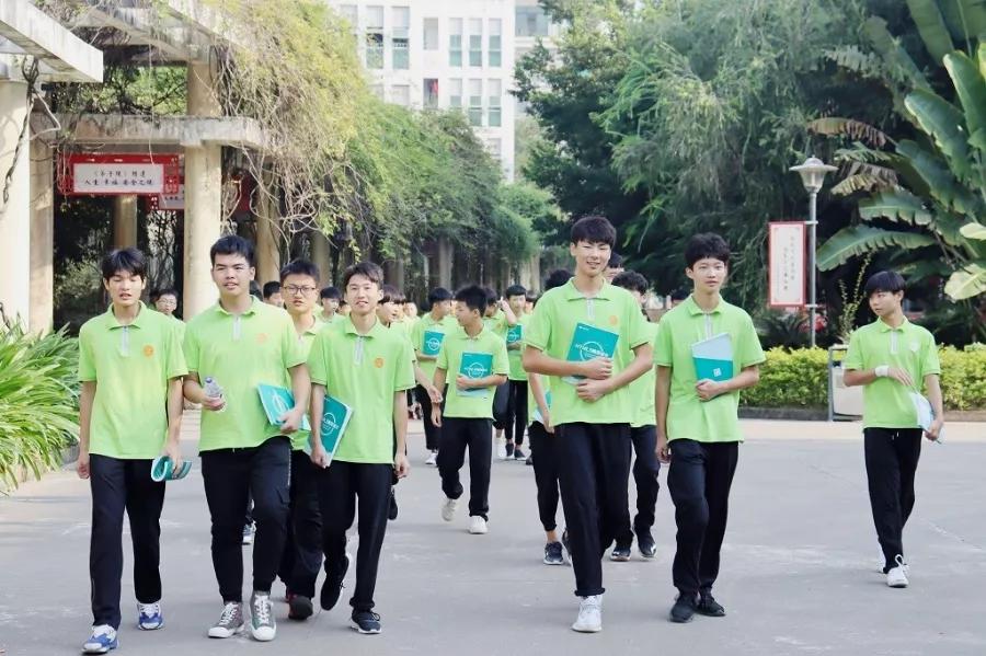 新生故事｜苏振飞：遇见珠海一职实验，奋斗所到处，青春恰自来