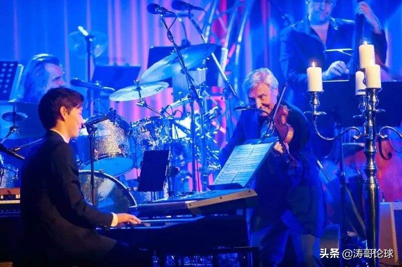 侯永永归化球迷表现,国安归化球员侯永永告别巴坎布