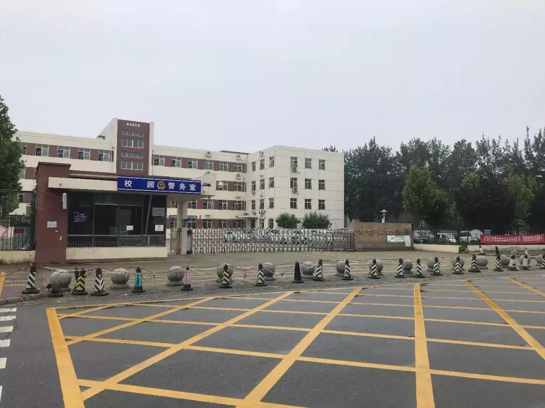 新划进光明中学的这个老小区，位置真好！还不贵