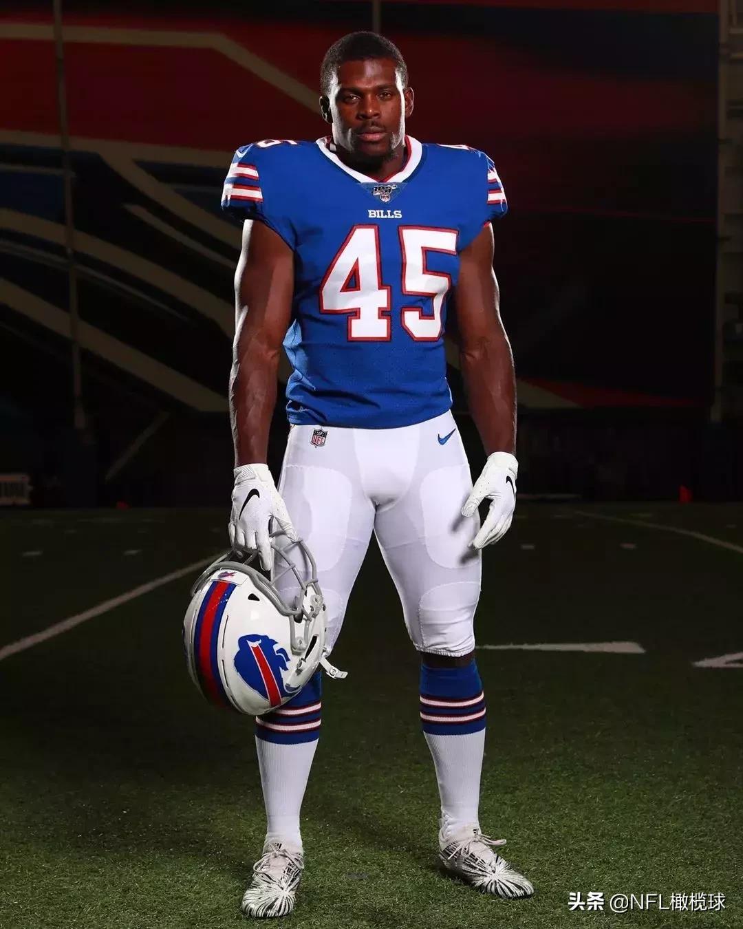 远渡重洋3000英里,英国小伙儿韦德执着追逐NFL橄榄球梦