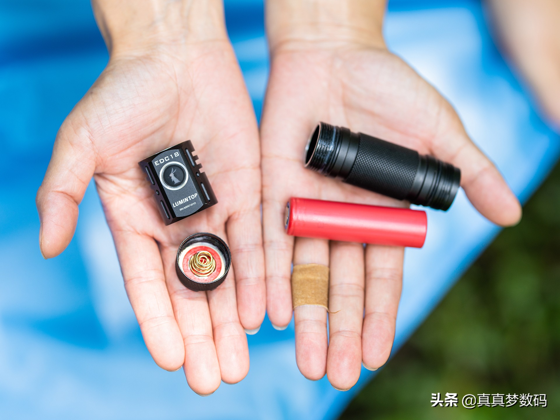 2021强光手电选购经验篇一:盘点我的高性价比强光手电筒