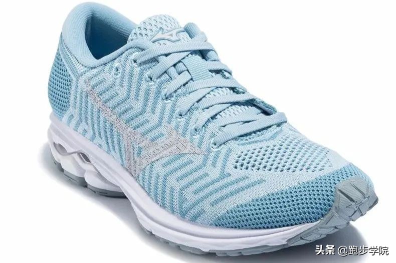 跑道上跑马跑鞋推荐,跑马一般用什么跑鞋