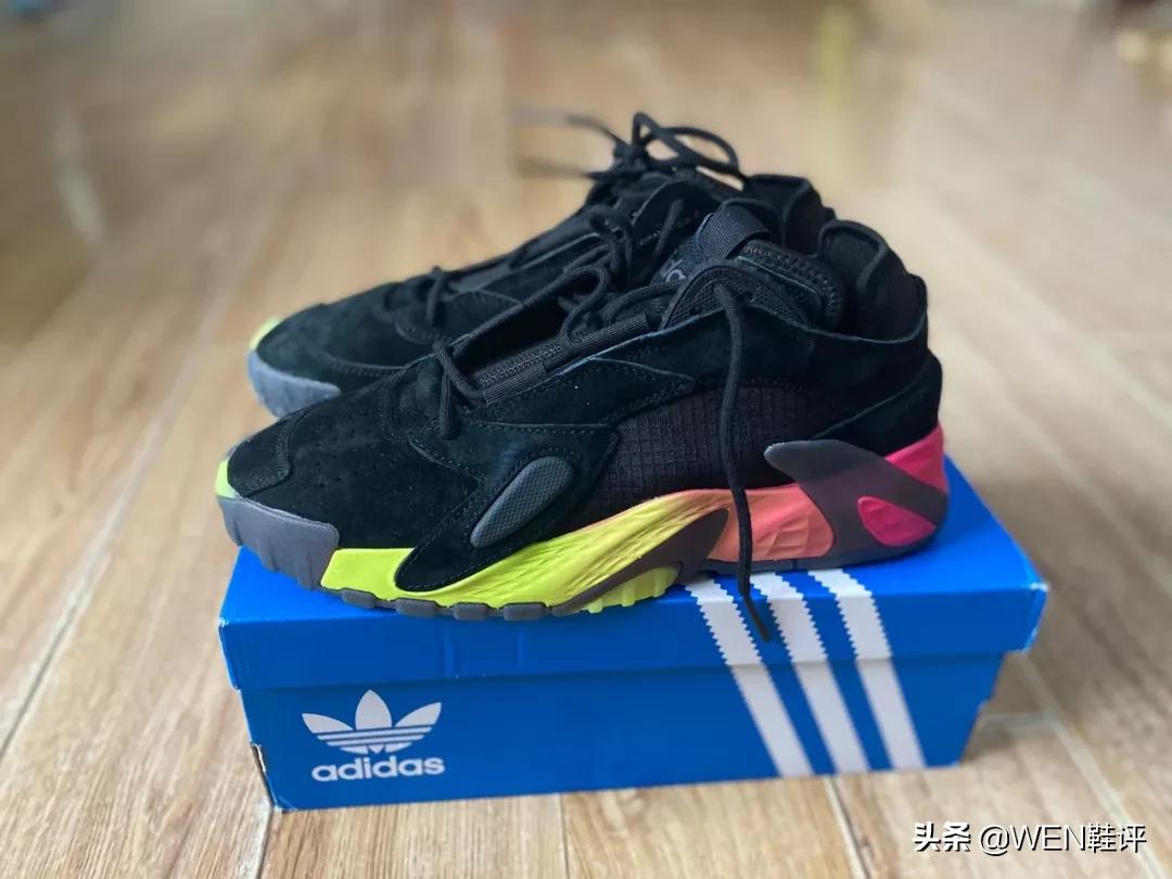 yeezy70018款值得购买吗,yeezy700经典款