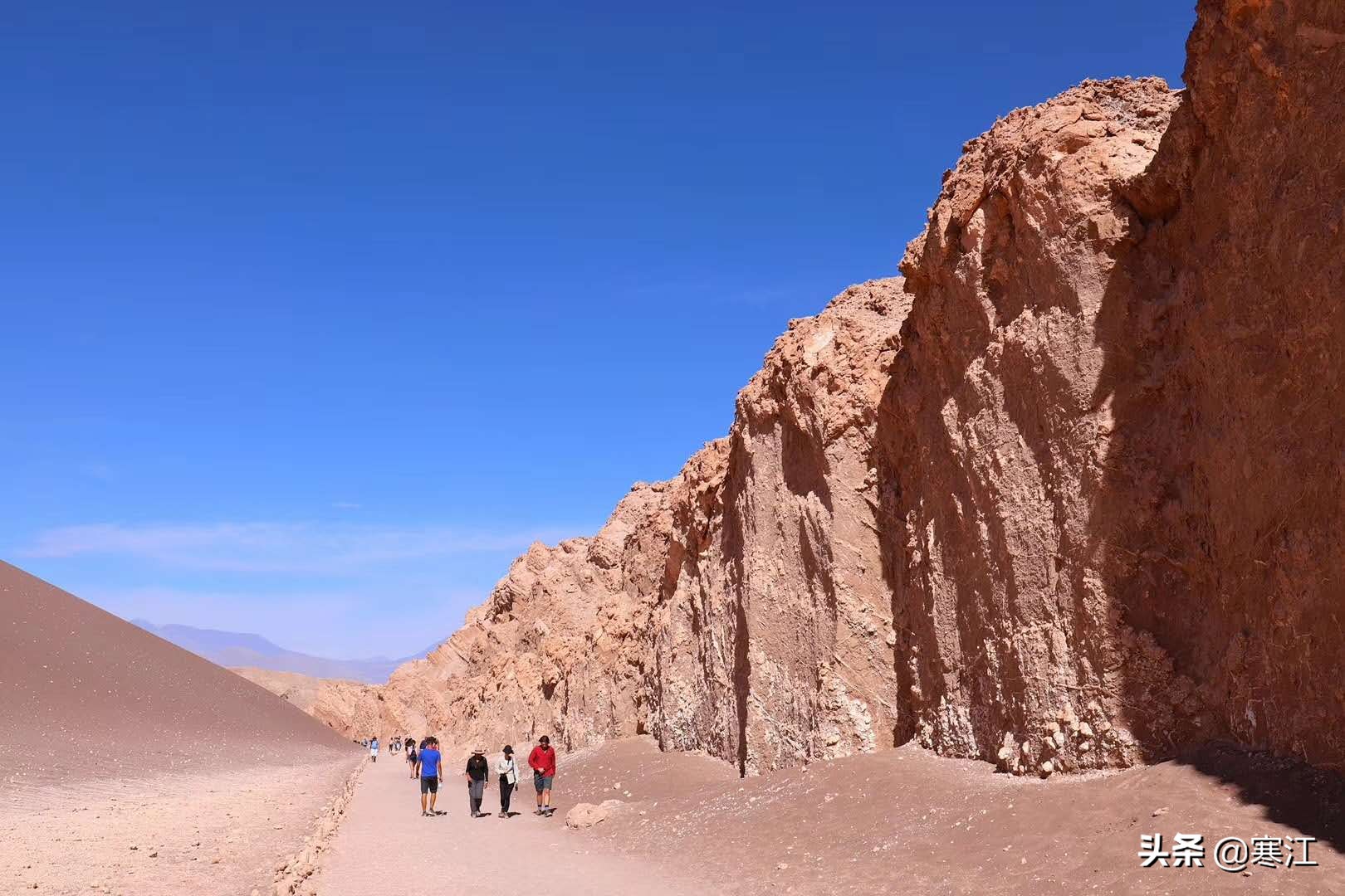 为什么火星表面那么干旱 (世界最干旱的沙漠)