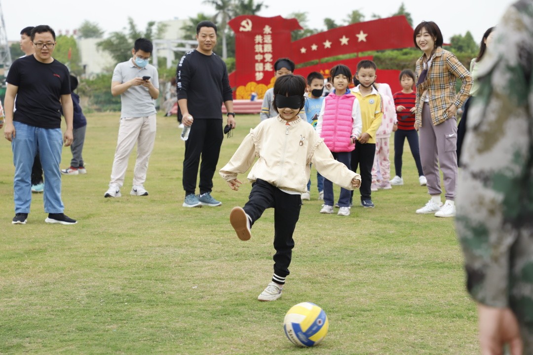 莞师附小足球比赛,莞师附小足球操