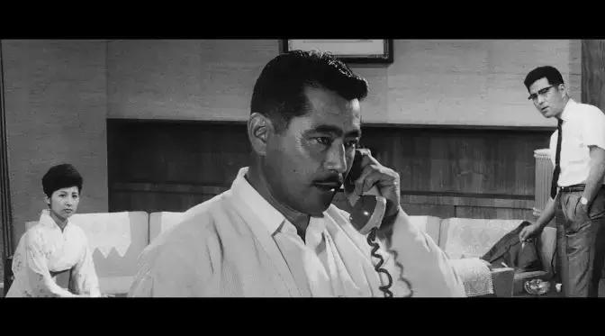 世人说我的爸爸是神，但他就是个普通人