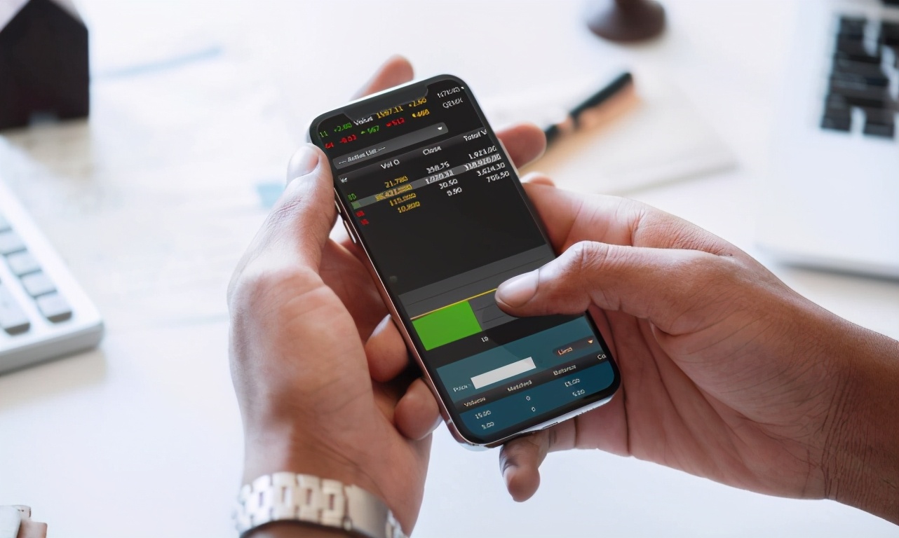 当亲朋好友跟你借钱时怎么回绝,高情商如何拒绝亲朋好友借钱