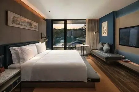 上海深坑酒店水下观景房视频,上海深坑酒店负17层建在水下