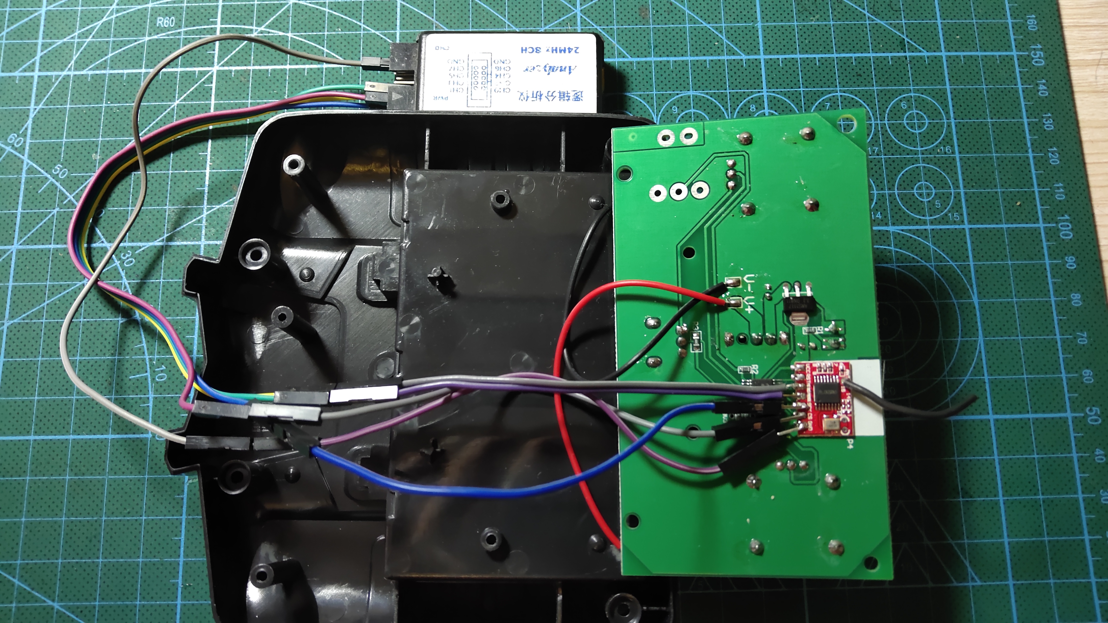 自制遥控飞机需要哪些材料,遥控飞机的遥控器自制