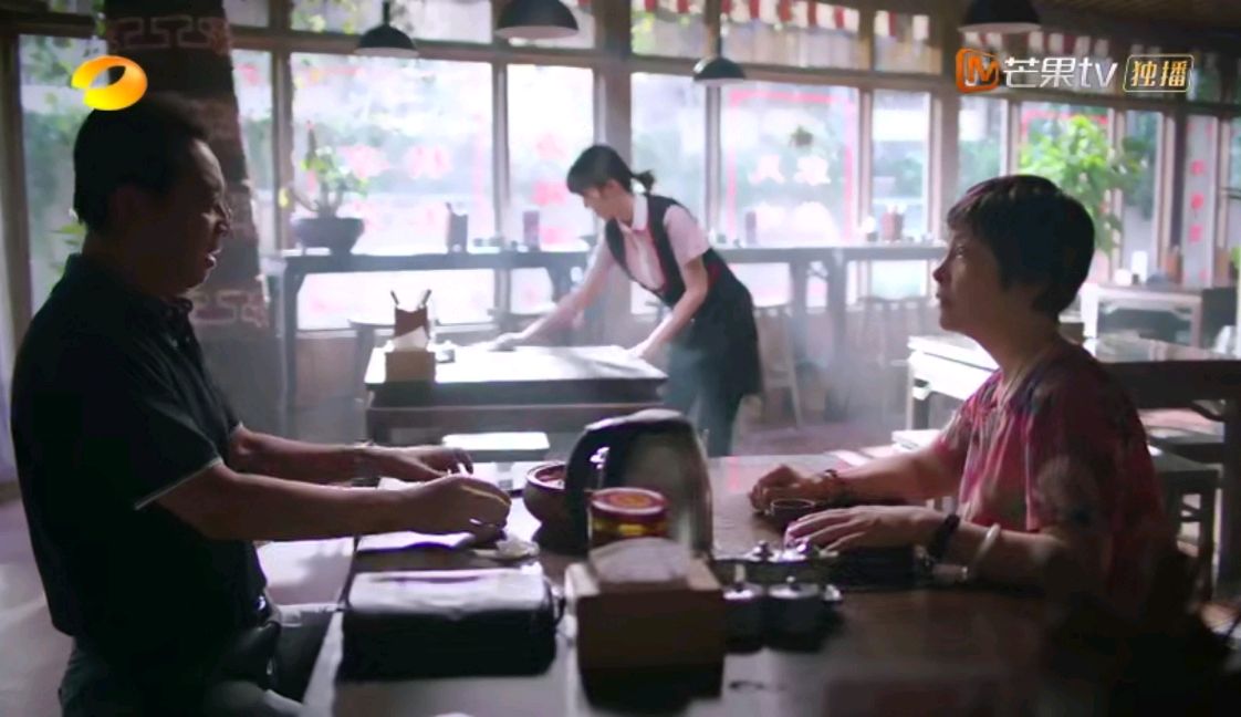 子秋和李海潮的关系,以家人之名李海潮决定收养贺子秋