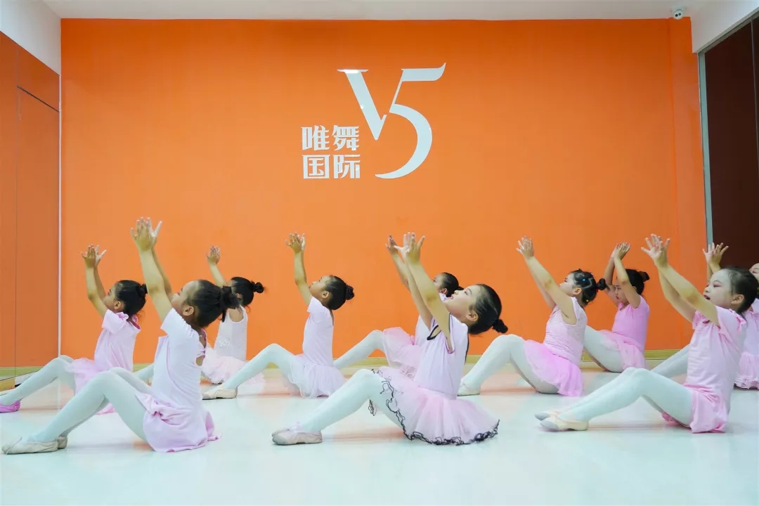 中国舞考级完满结束,考级中国舞