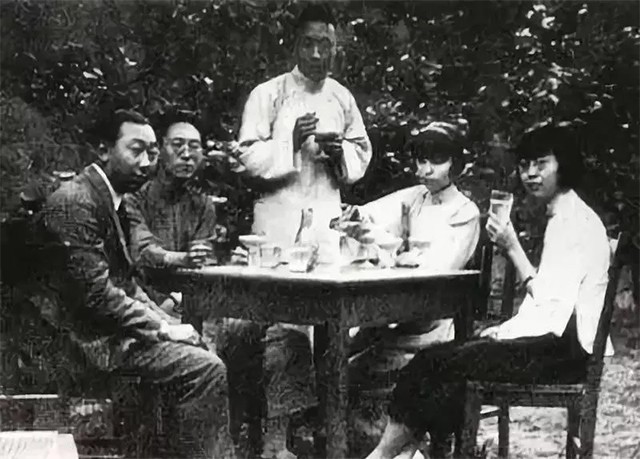 黄逸梵：抛家弃子争做新女性，却害张爱玲凄苦一生，晚年孤死异乡