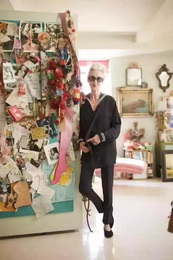 80岁的时尚潮流老奶奶 (88岁时尚老奶奶)