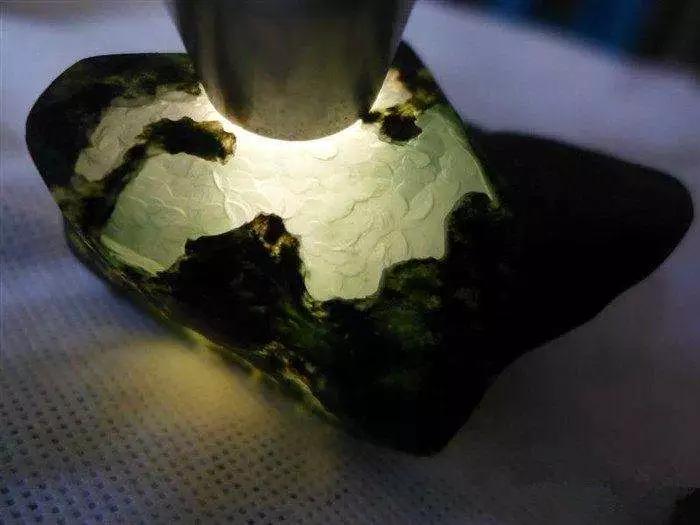 赌石冰种翡翠,翡翠赌石高冰种