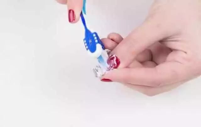 生活小妙招新买的袜子,生活小妙招白袜子洗白