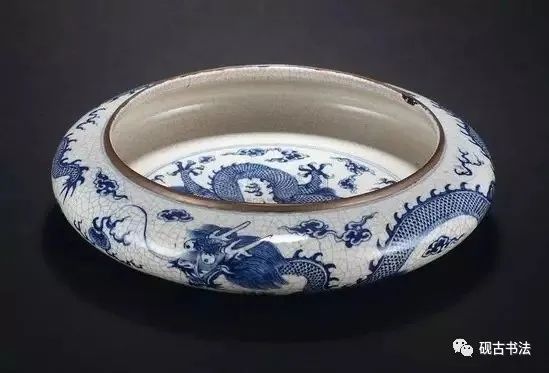 毛笔书法初学者如何洗笔,书法洗笔的正确方法