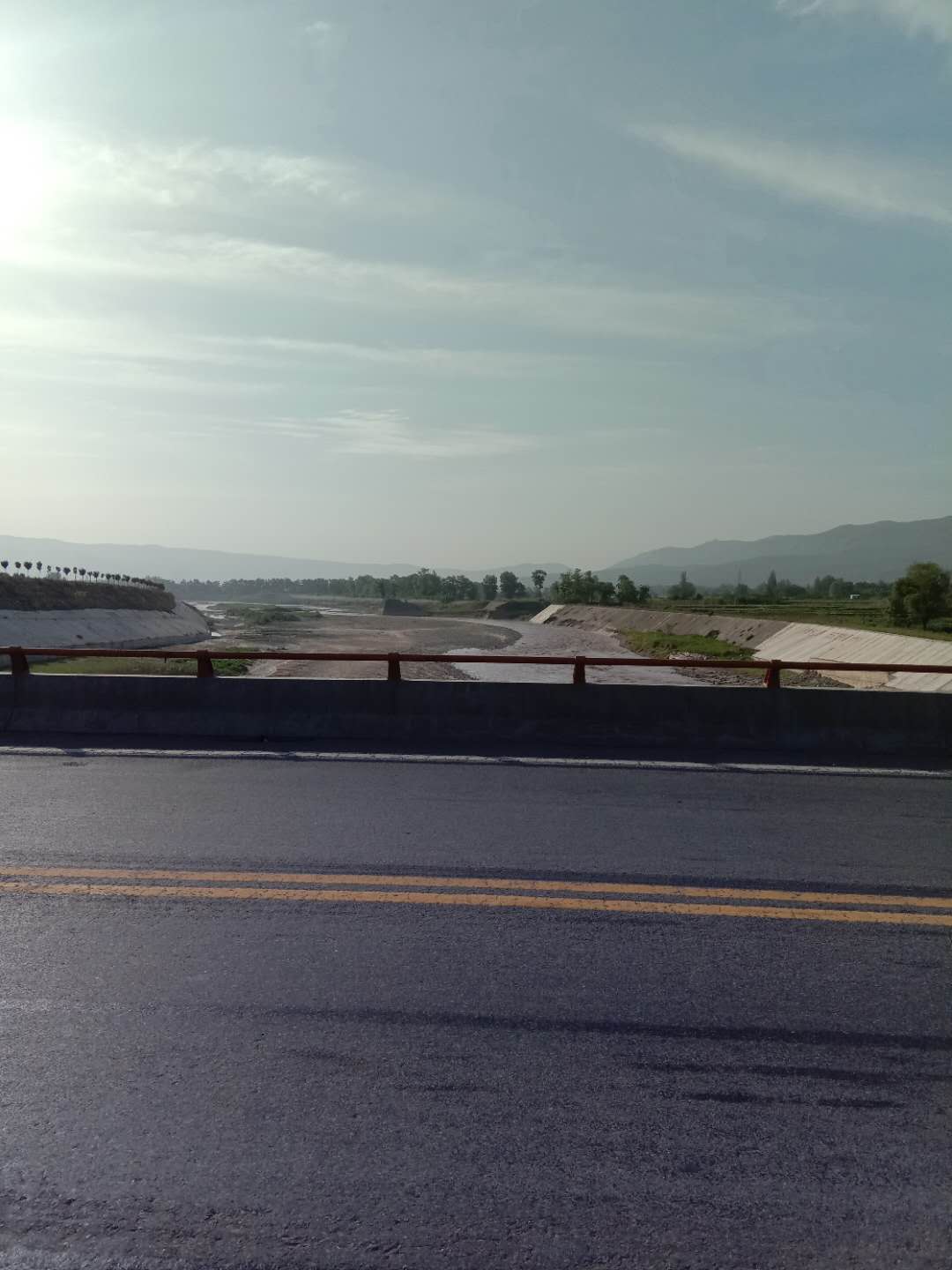 甘谷金山农民作家张志刚,甘谷徒步张志刚