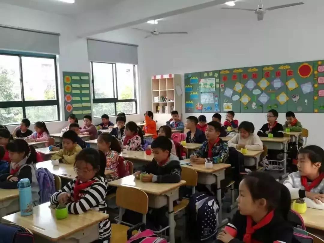 弹性离校学生,中小学校普遍建立弹性离校制度