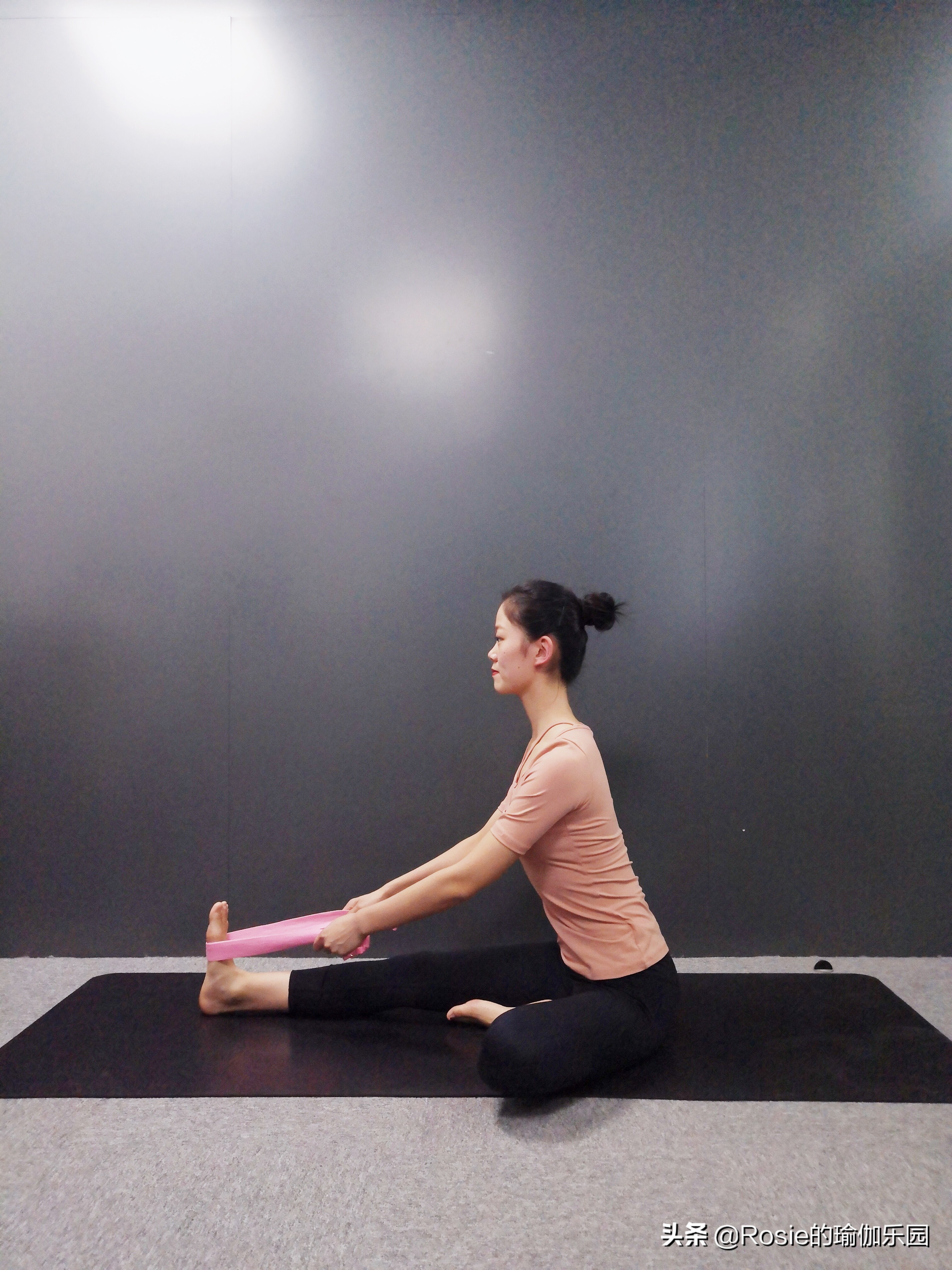 跑步会伤膝盖吗如何保护膝关节,穿高跟鞋经常久站怎么缓解