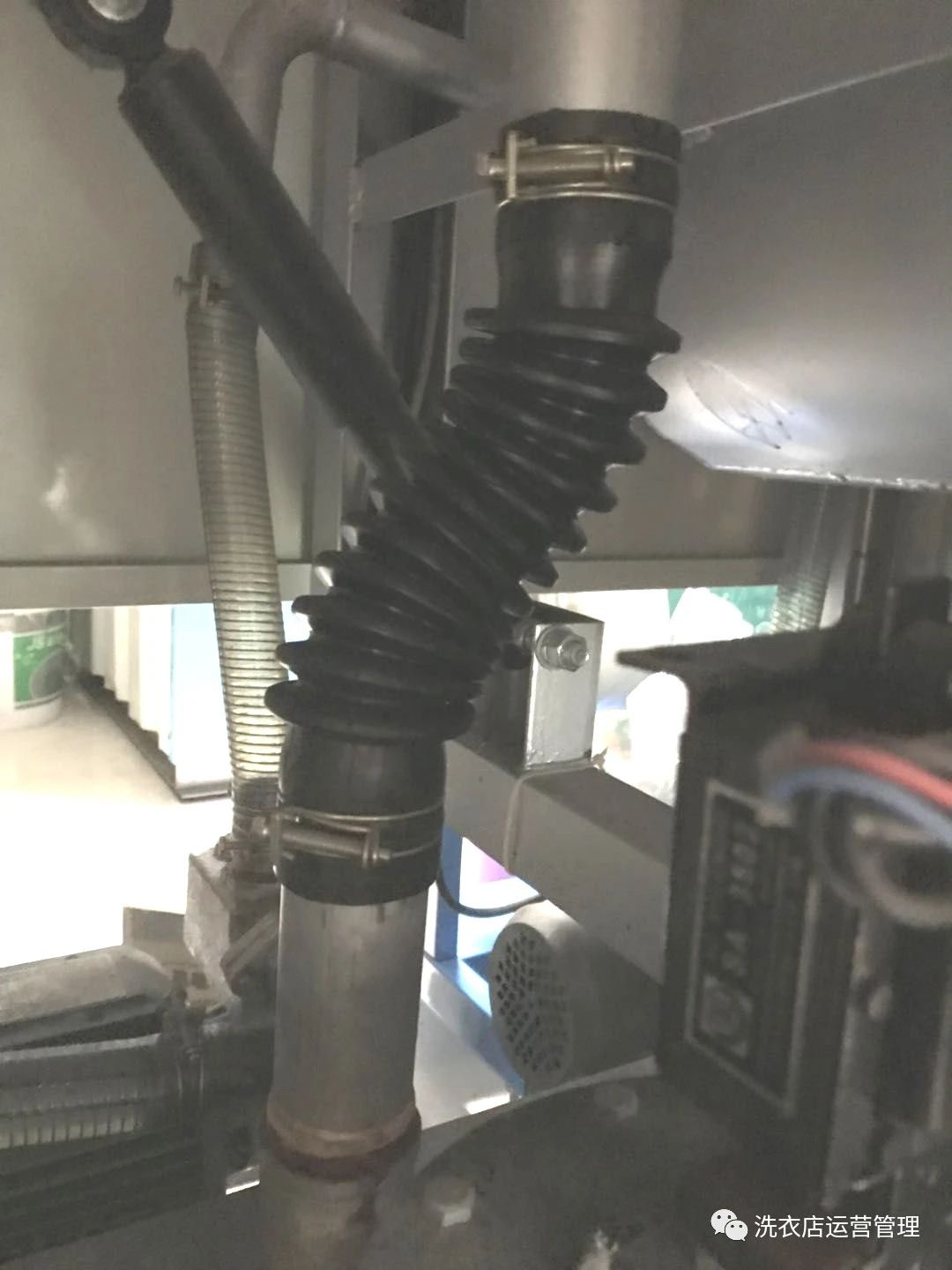 石油干洗机石油臭味大如何解决,石油干洗机漏油检查