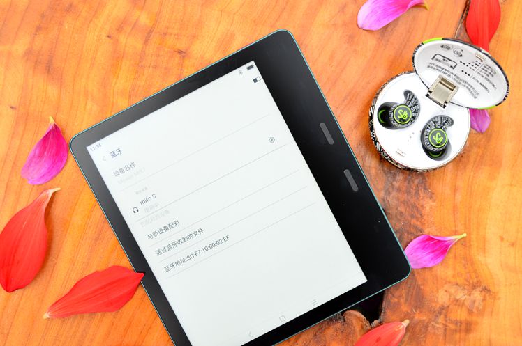 消除蓝光和频闪，墨案MIX7阅读器体验，堪称随身图书馆