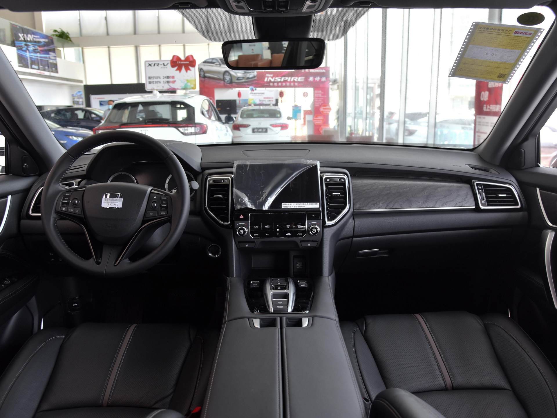 空间大油耗低的suv有推荐的吗,空间大油耗低的suv20万以内的