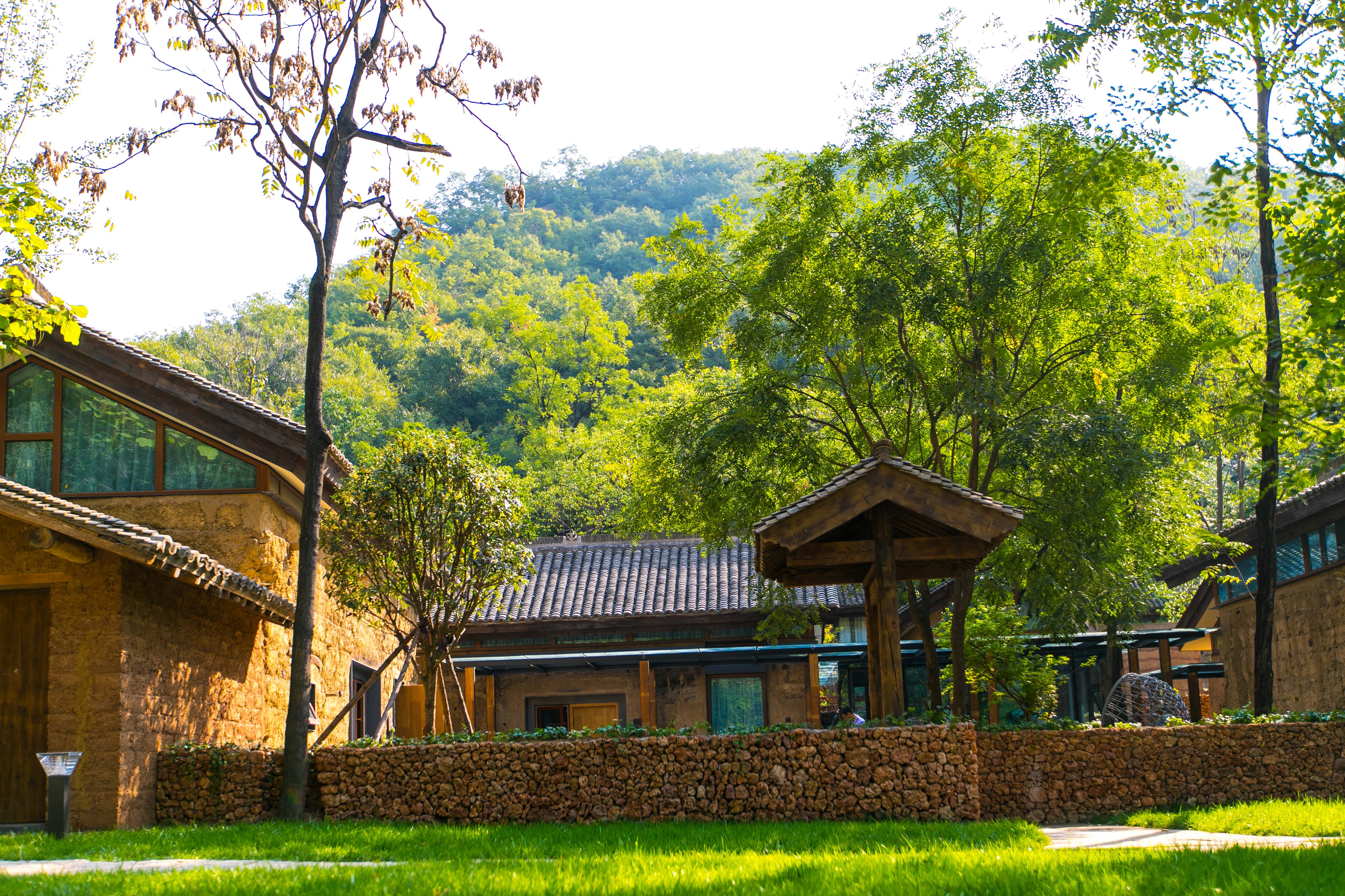 大山里面的现代风民宿,河南最值得住的山区民宿