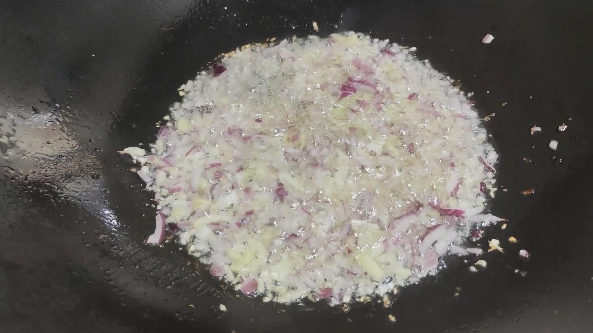 豉汁蒸排骨最正宗的做法,厨师豉汁蒸排骨小妙招