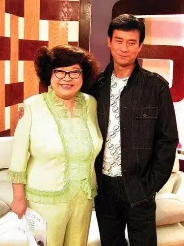 郑欣宜将近180斤近照,郑欣宜发福原因