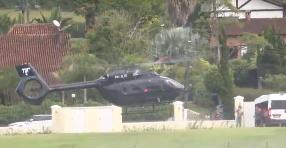 内马尔豪华生活,内马尔生活奢靡