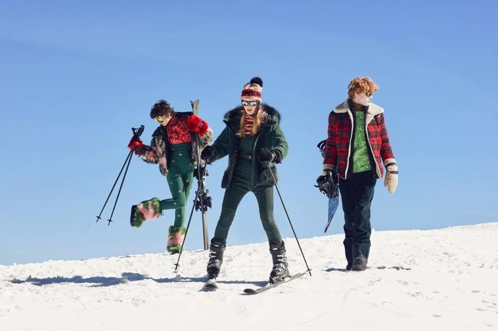 倪妮穿的新中式羽绒服是什么牌子,倪妮允儿