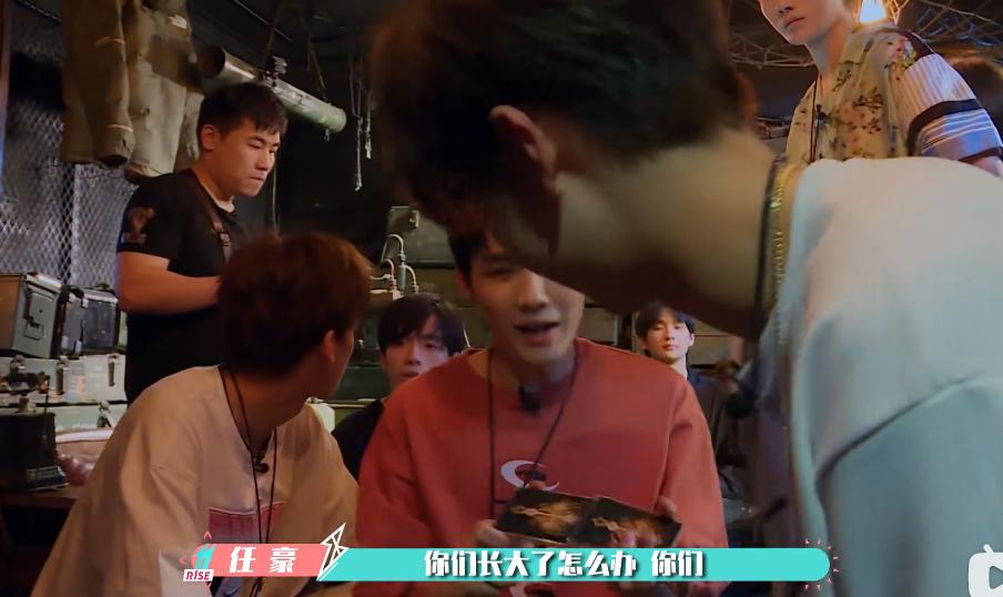 丢人丢到外网，赶紧众筹让他退出娱乐圈吧