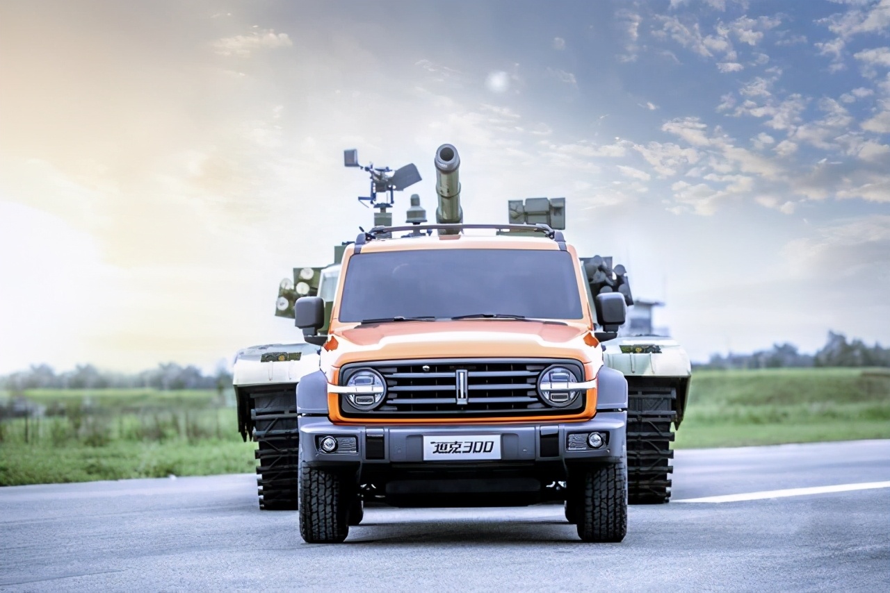 坦克300跟大g外观,坦克300公路实车