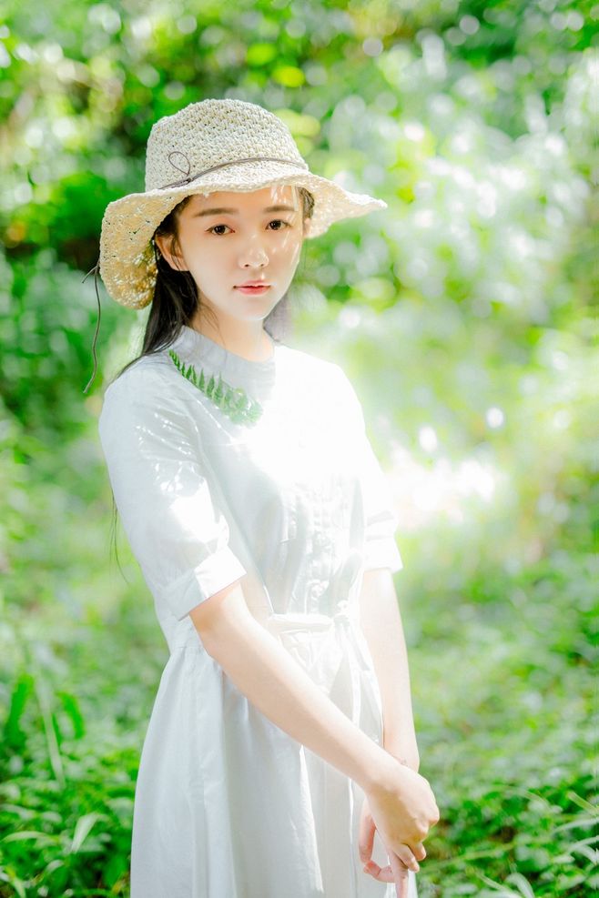 28岁的小丫皮肤缺水宛如老大妈，学会这样护肤，巧变女神肌