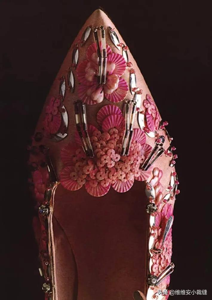 惊艳了半个世纪鞋王罗杰·维维亚，从明星到女王堪称脚上的皇冠