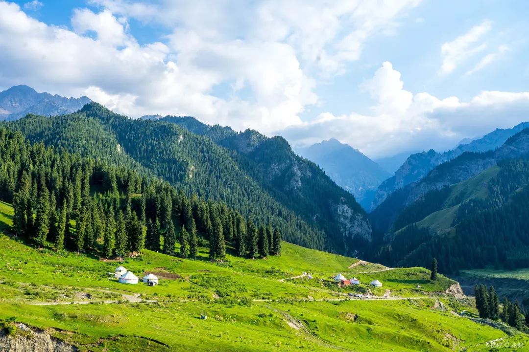 中国10条最美逆天的公路,一年仅开放四个月的独库公路