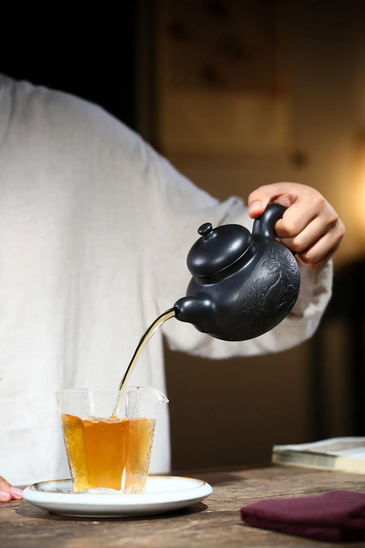 姚玲香紫砂壶和谁雕刻,姚玲香紫砂壶