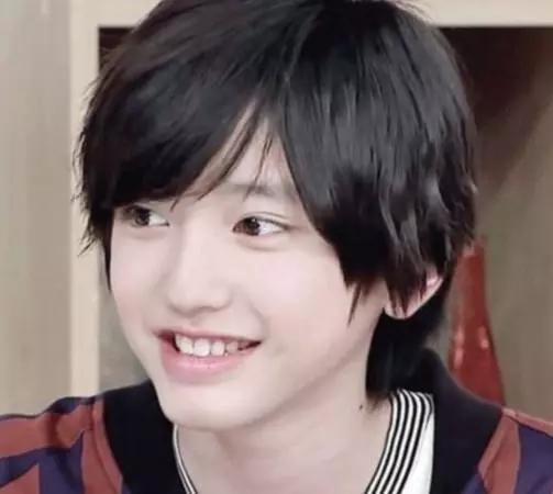 被上帝亲吻脸,被上帝吻过的脸美男子