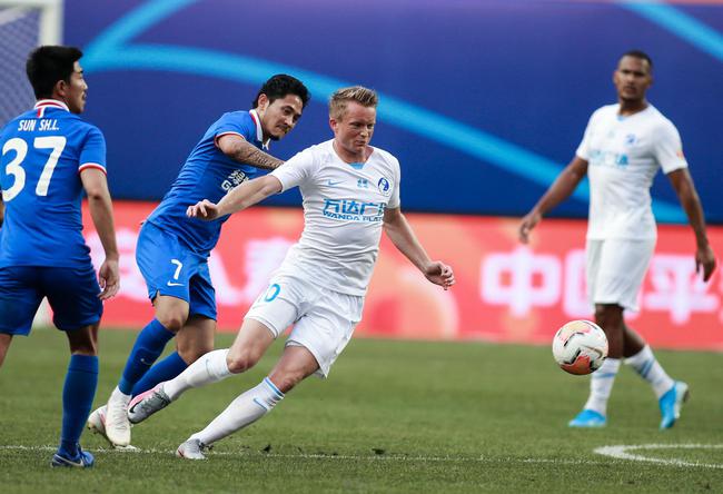 傅明漏判禁区内点球,傅明点球争议亚洲杯